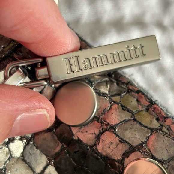 Hammitt leather silver metallic reptile crossbody bag zip closure - Picture 4 of 13